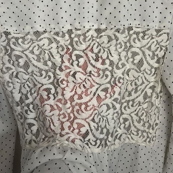 Candies Size Small Blouse Polka Dot Lace Sheer on Back - Picture 4 of 4
